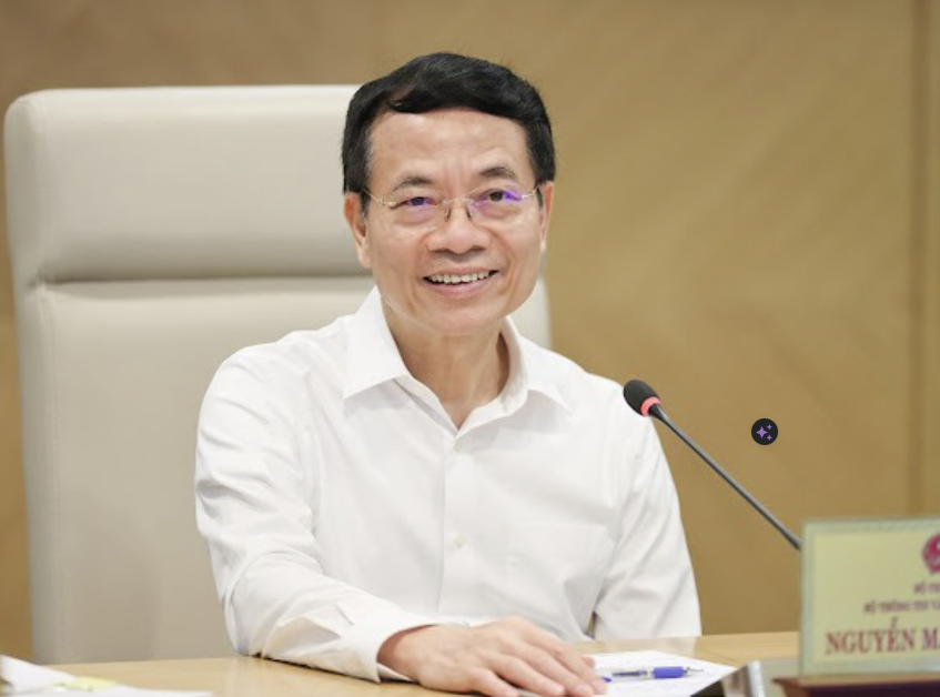Minister of Information and Communications Nguyen Manh Hung